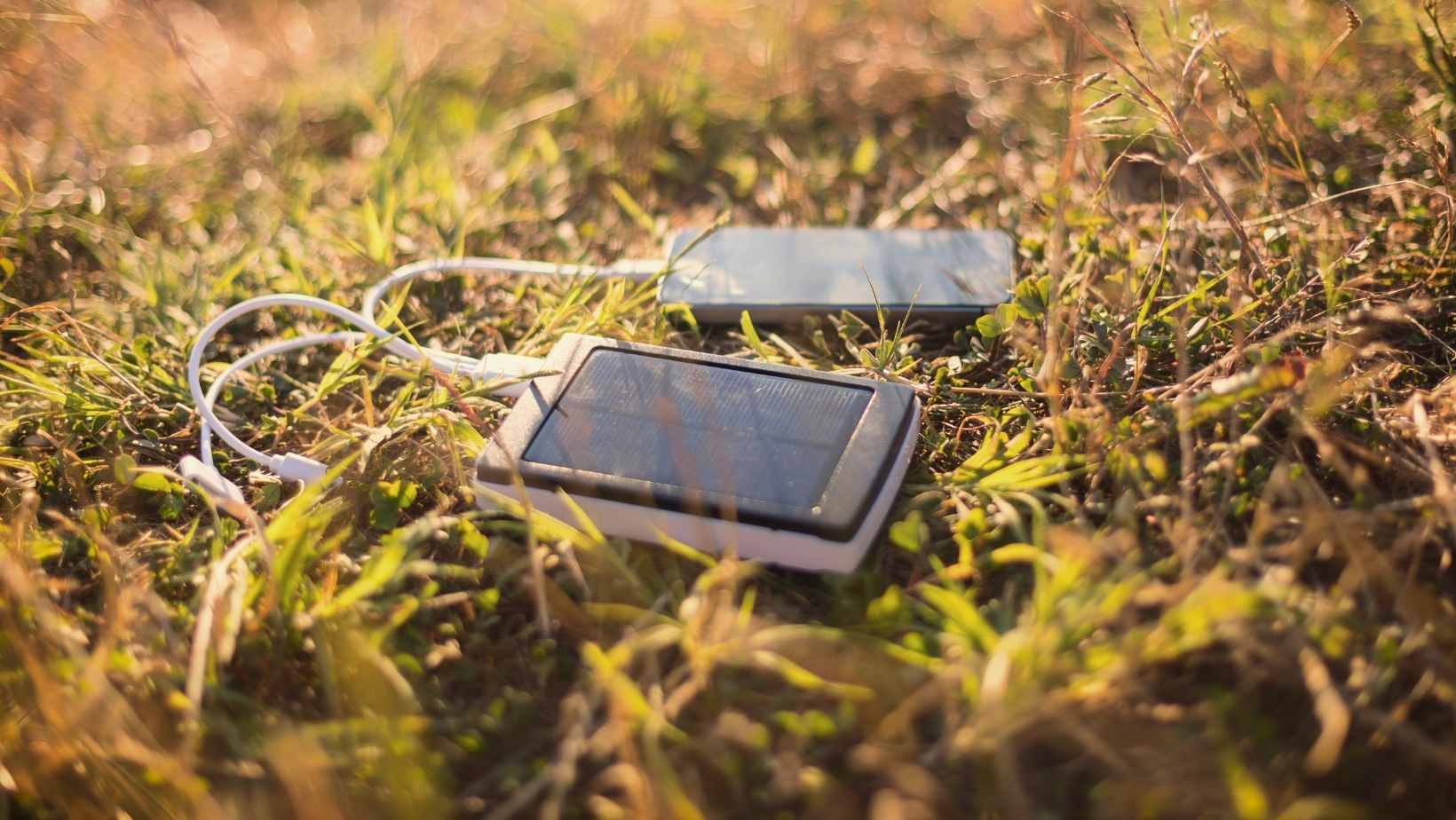 best solar trickle charger